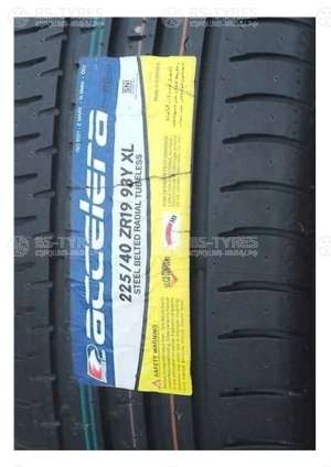 Accelera PHi 225/40 R19 93Y