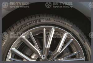 Bridgestone Turanza T006 225/40 R19 93Y
