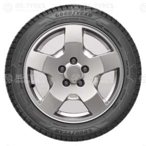 Goodyear Ultra Grip Performance + SUV 235/65 R17 104H