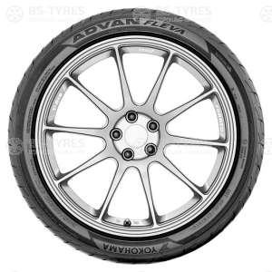 Yokohama Advan Fleva V701 245/40 R18 97W