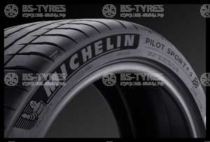 Michelin Pilot Sport 4S 315/30 R22 107Y